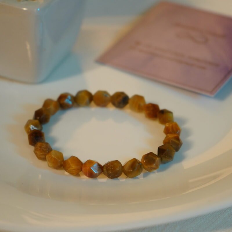 Diamond Cut Cat Eye Bracelet